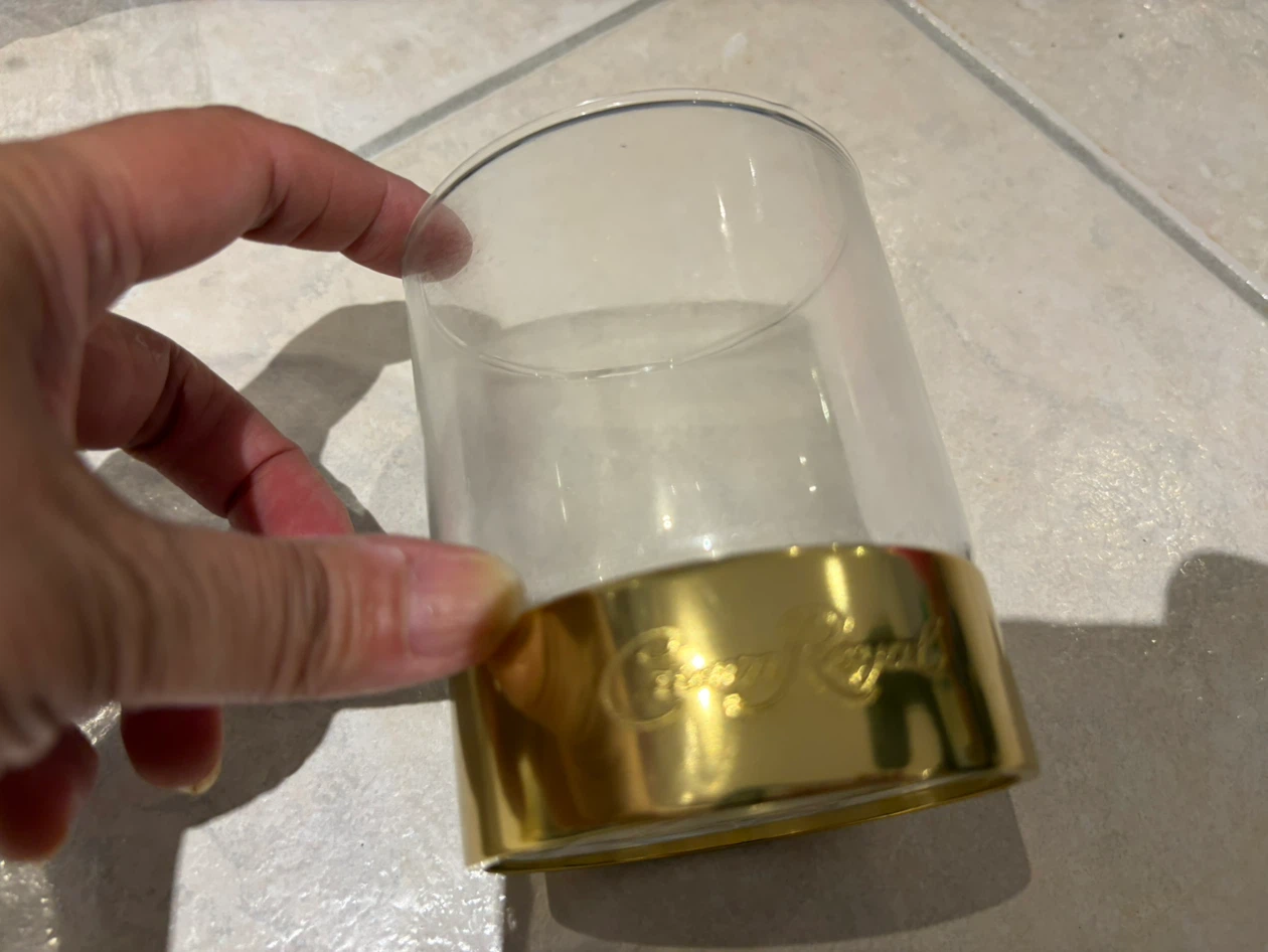 Set of 2 Crown Royal Whiskey Glasses 🏈 - photo 2