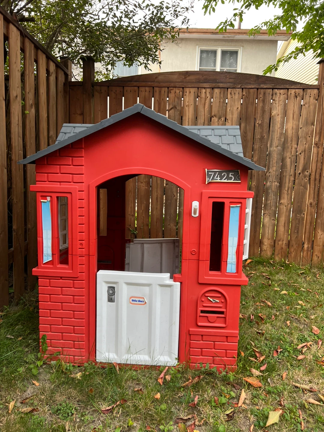 Little Tikes Cape Cottage Play House - photo 2