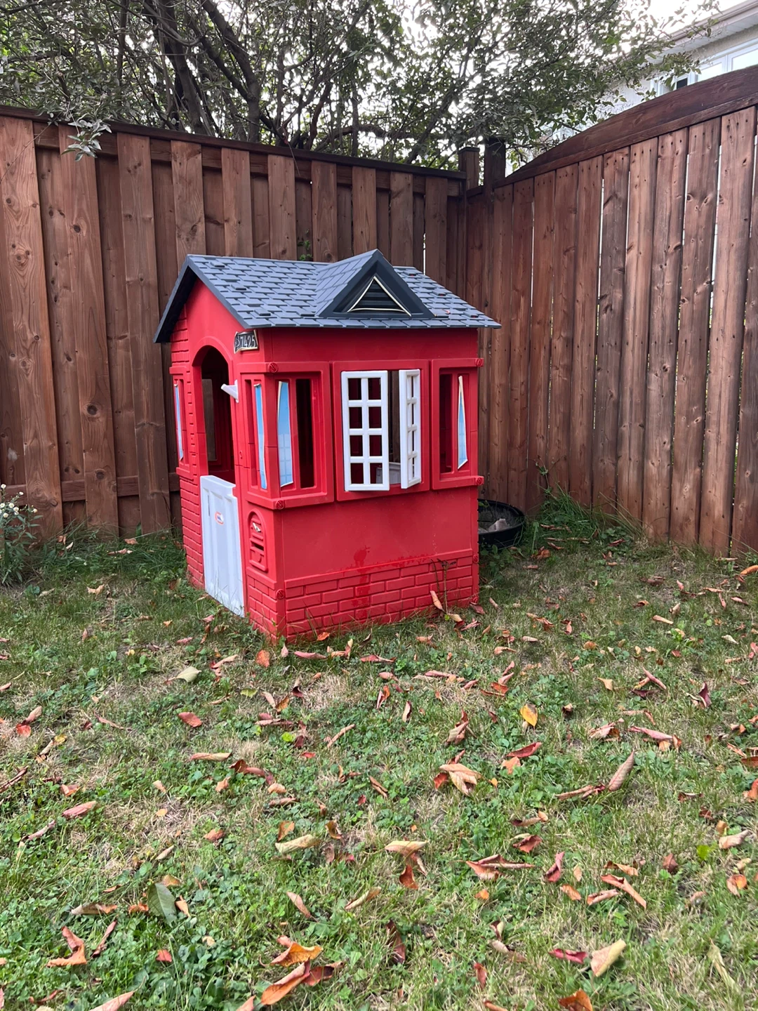 Little Tikes Cape Cottage Play House - photo 3