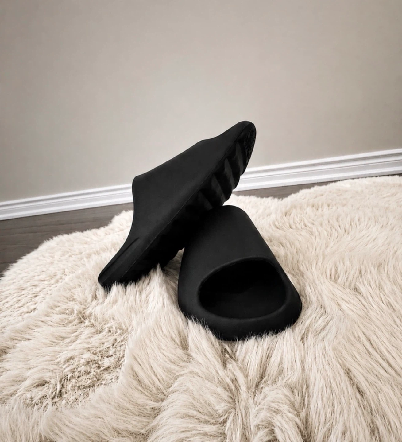 Black Slides - photo 2