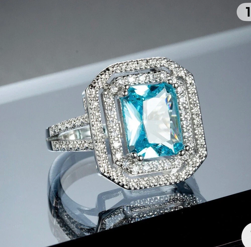 4.00Ct Emerald Cut ring white gold