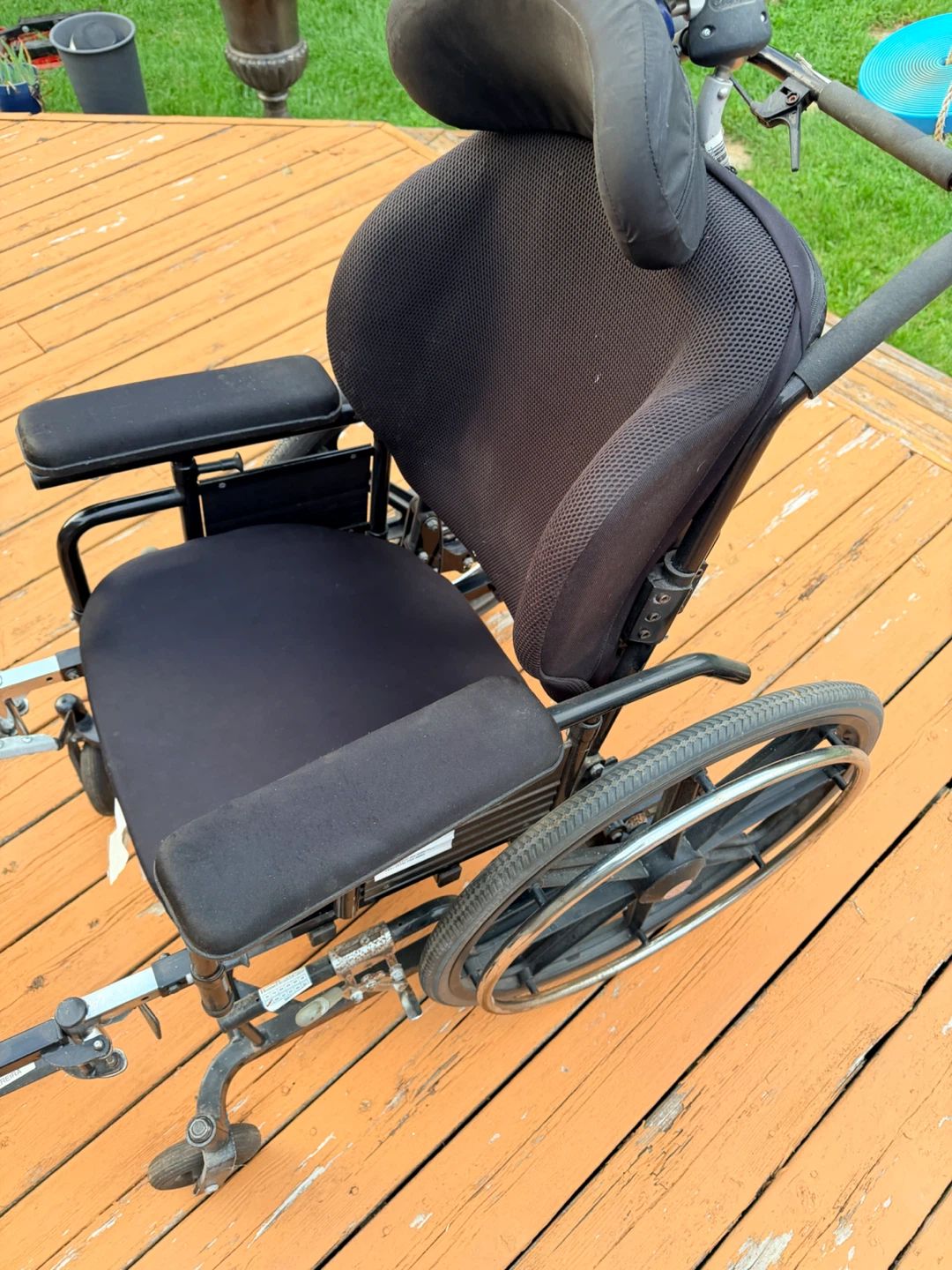 Maple leaf Wheelchair - photo 4