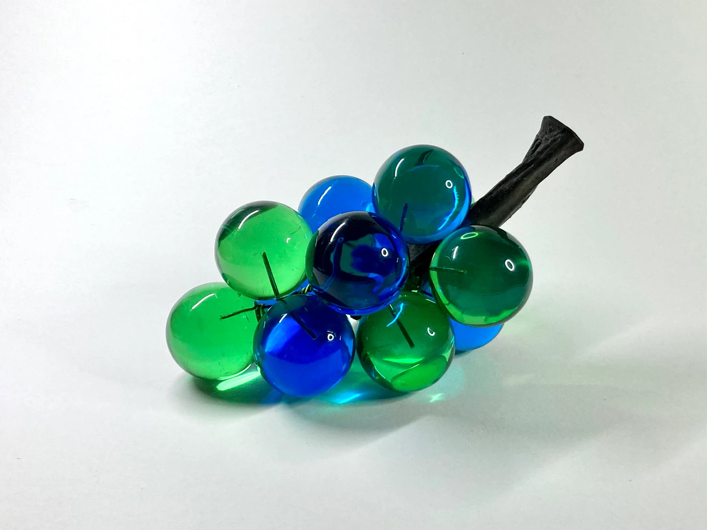 Vintage Large MCM Lucite Grapes Decor – Blue & Green - photo 3