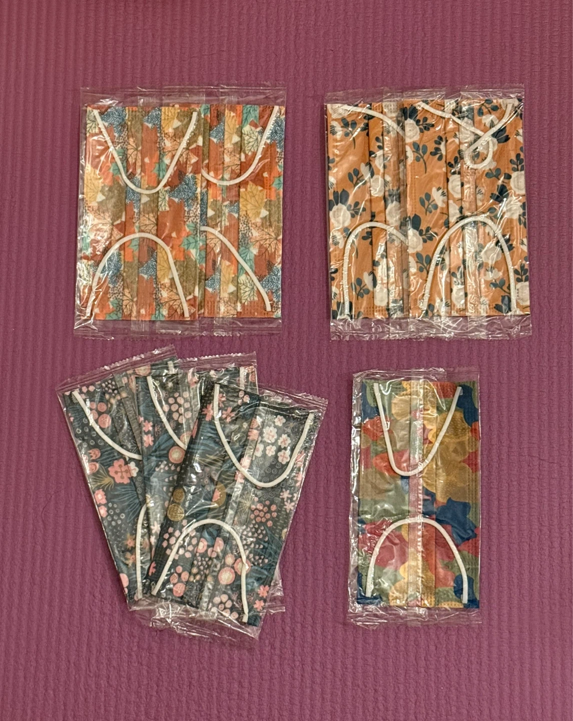 NEW✨🏈Assorted Pattern Disposable Face Masks - photo 2