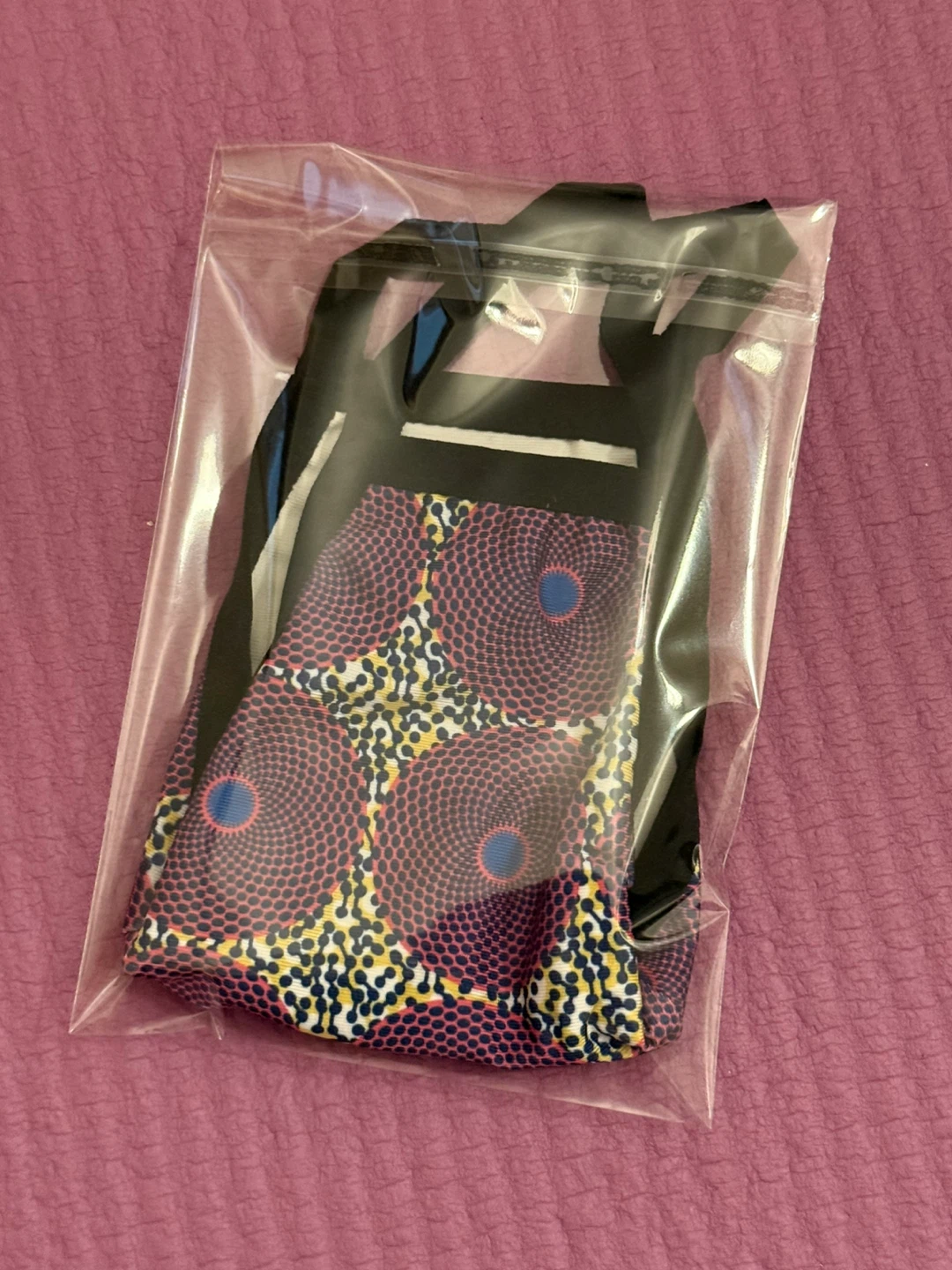 NEW✨🏈 Vontelle patterned fabric face mask - photo 2