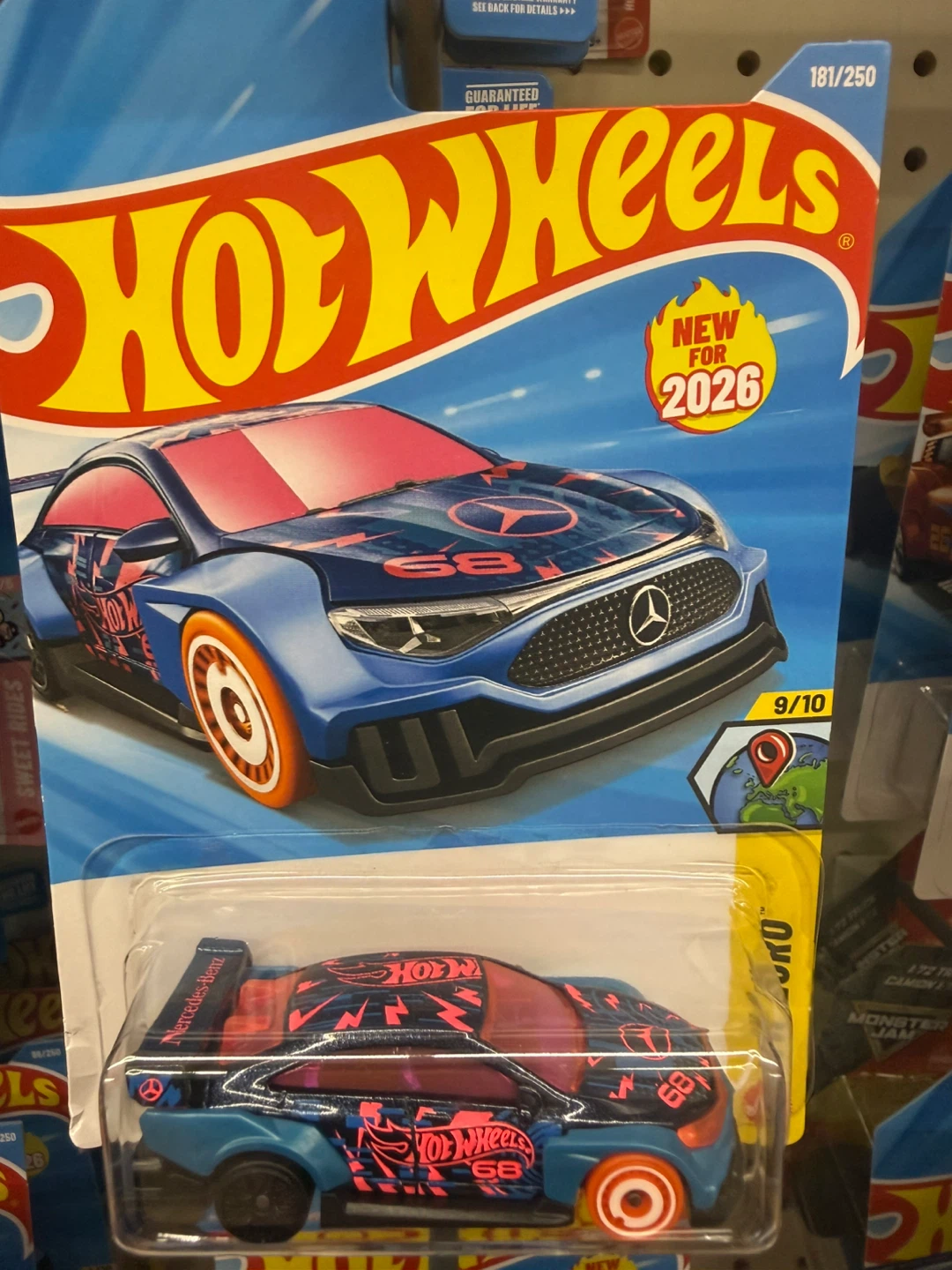 🏈Hot Wheels Mercedes-Benz CLA HW