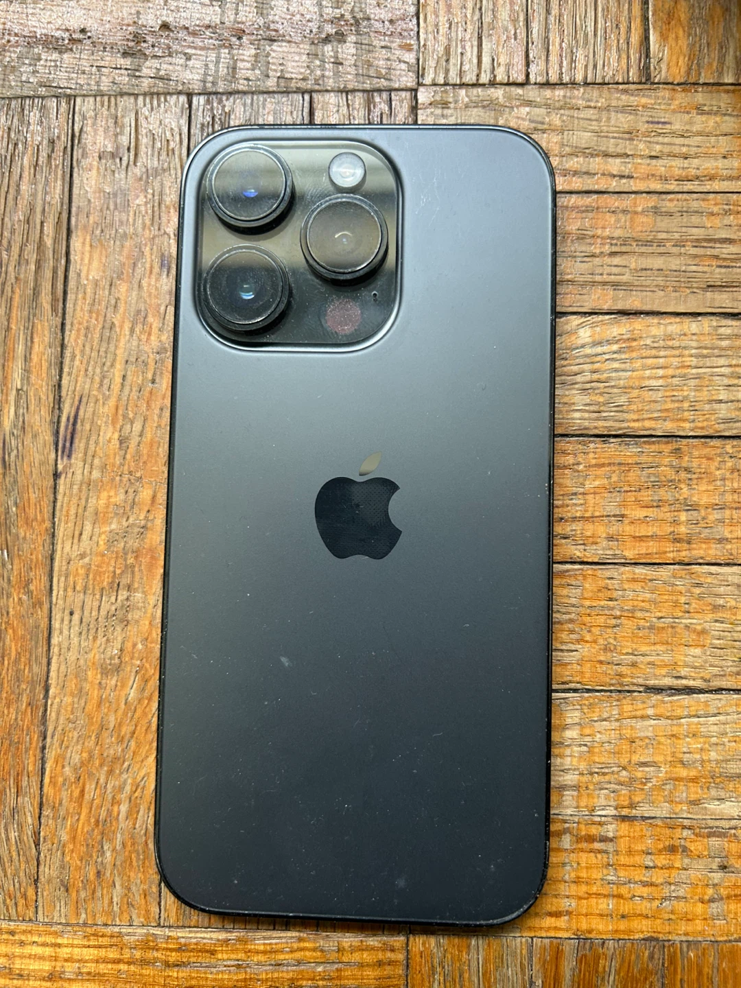 iPhone 14 Pro - photo 3