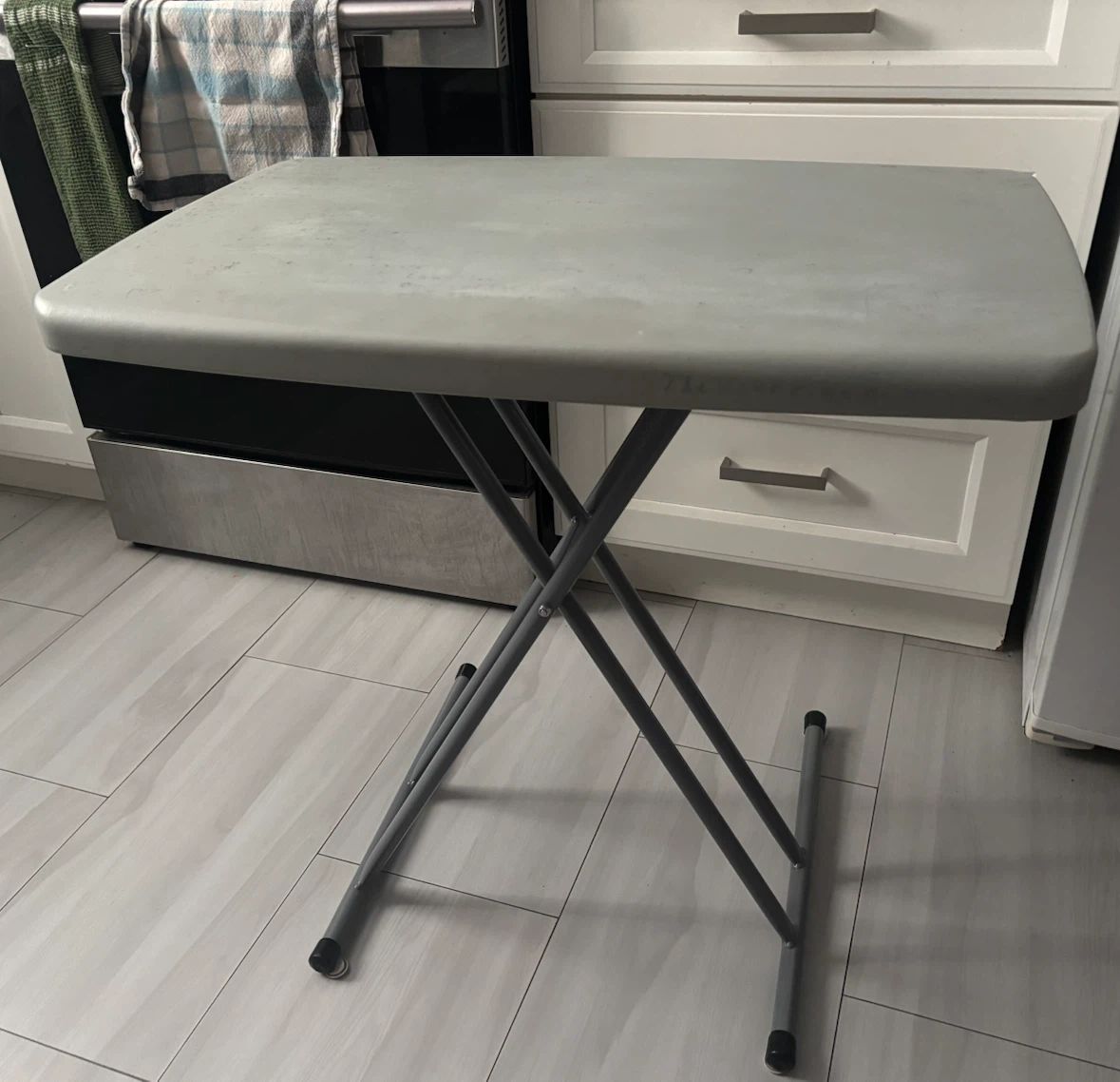 Folding Table - photo 2