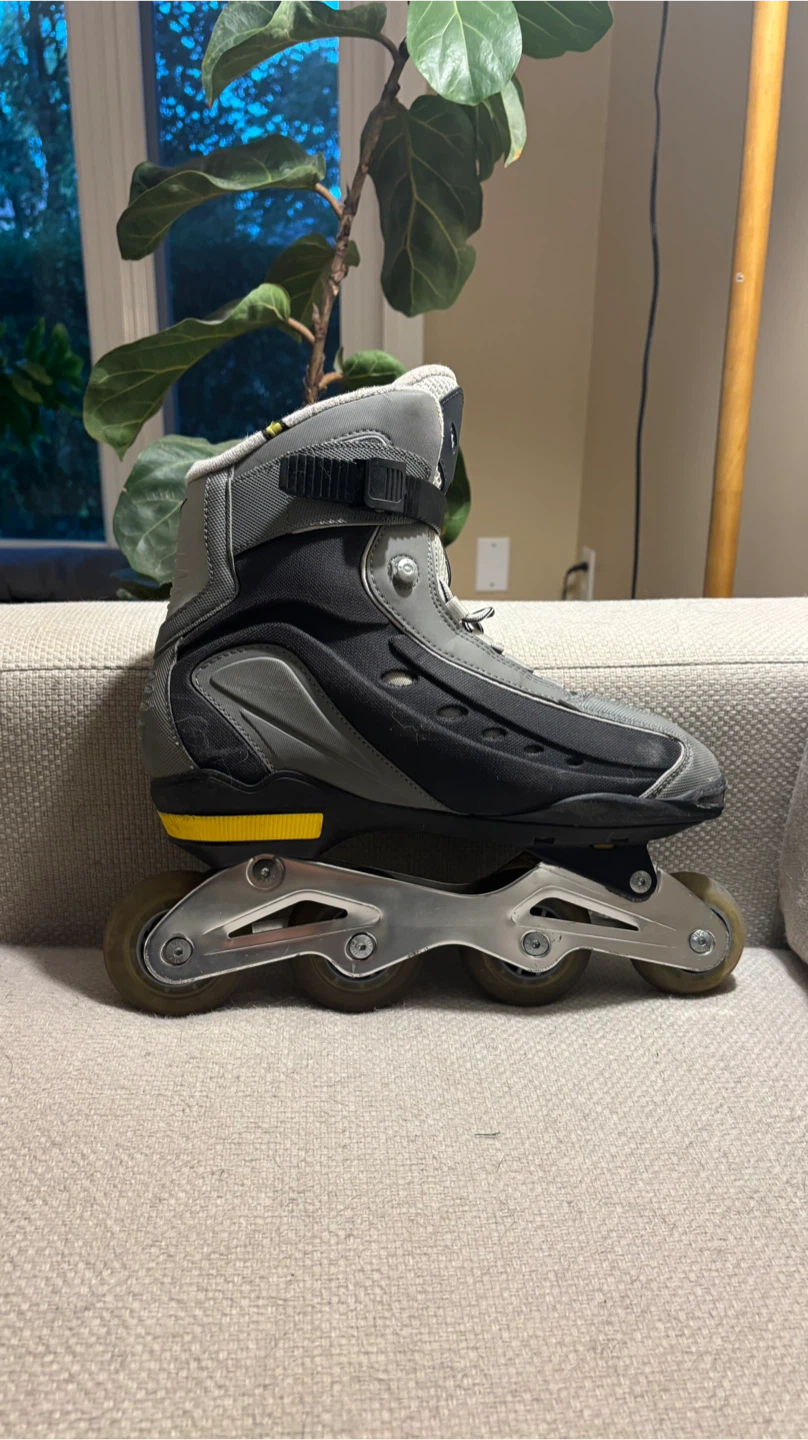 Nike Inline Skates - SIZE 11 US - photo 3