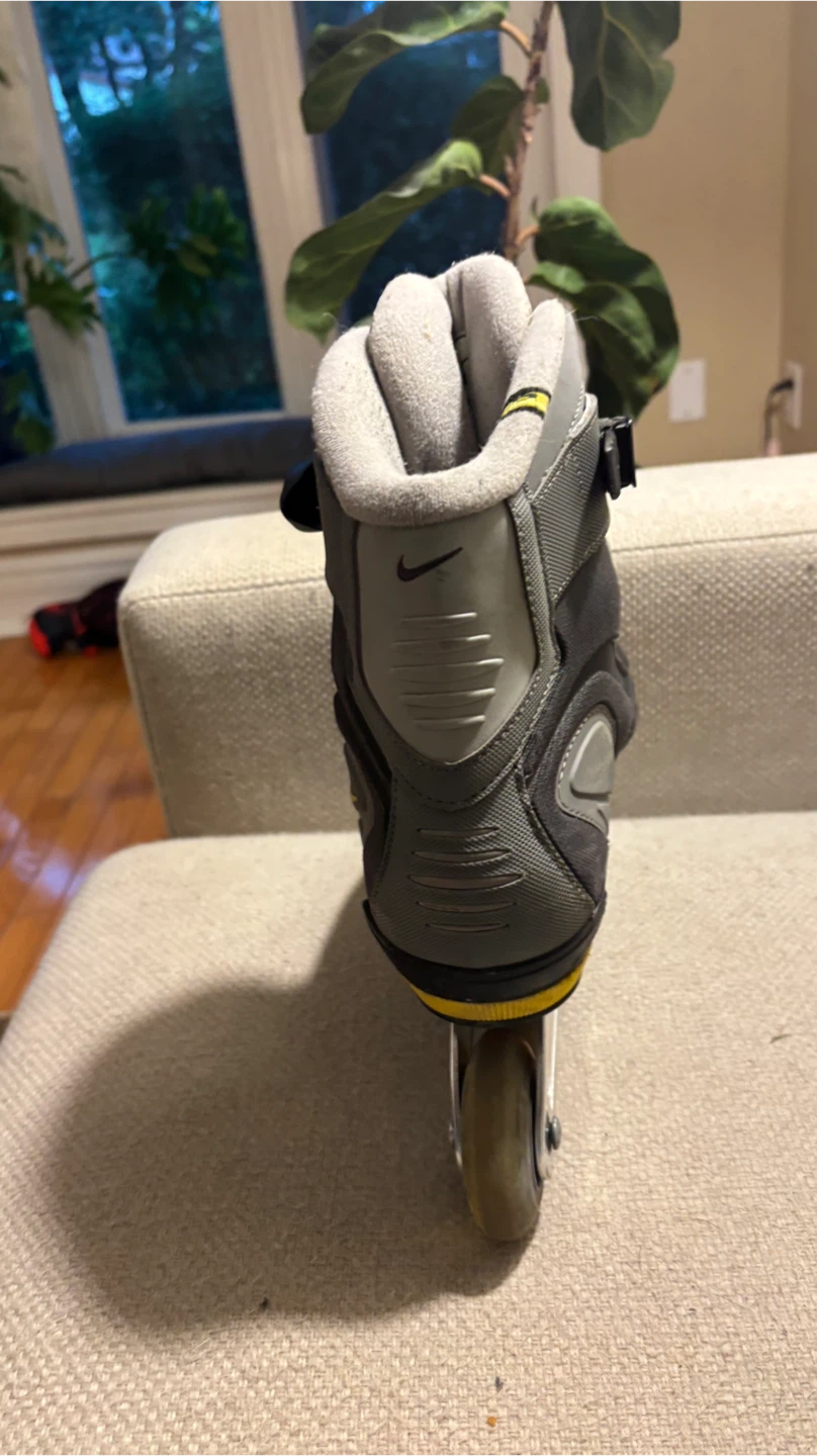 Nike Inline Skates - SIZE 11 US - photo 4