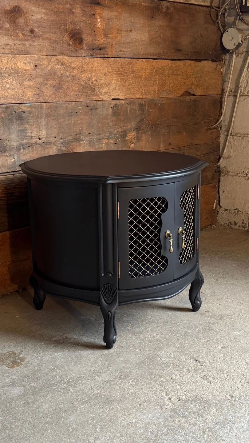 French Provincial Black & Gold Accent Cabinet - photo 3