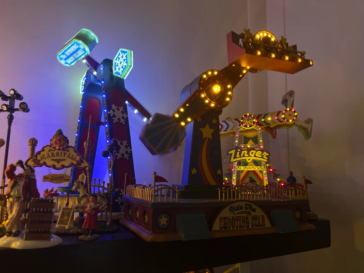 Lemax Carnival Collection Animated Rides - photo 5
