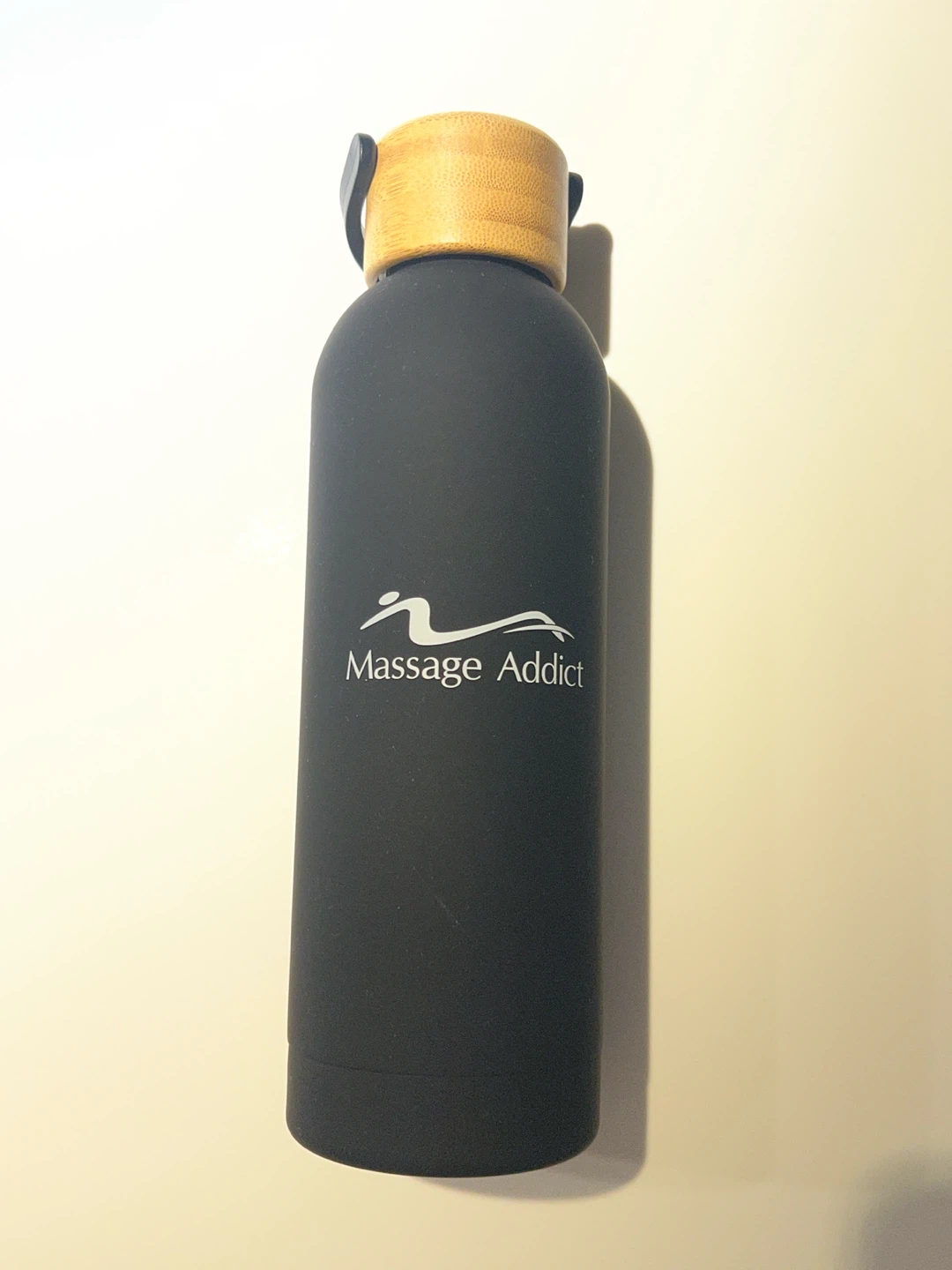 🏈 Massage Addict Black Water Bottle