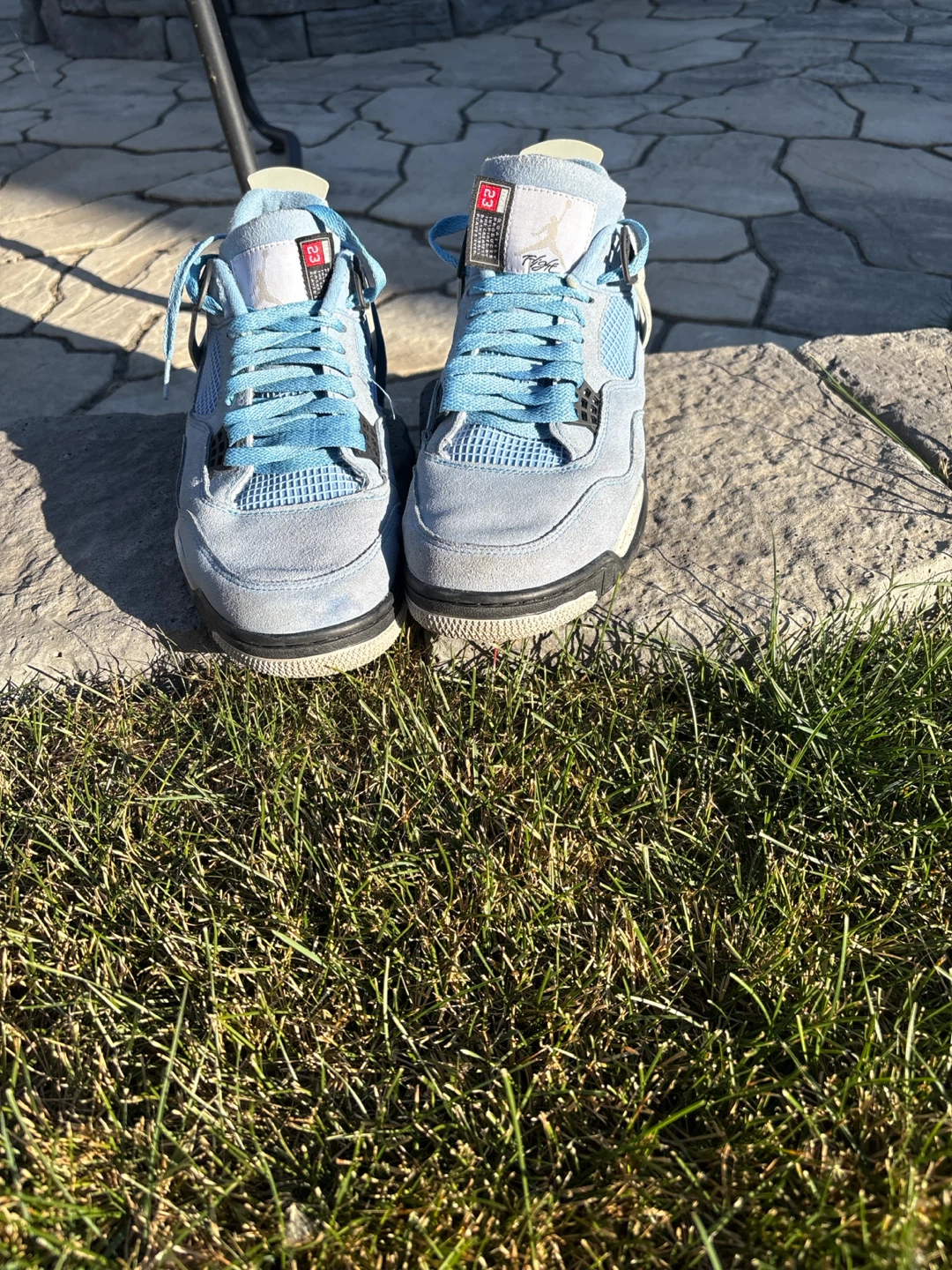 Air Jordan 4 University Blue size 9-5