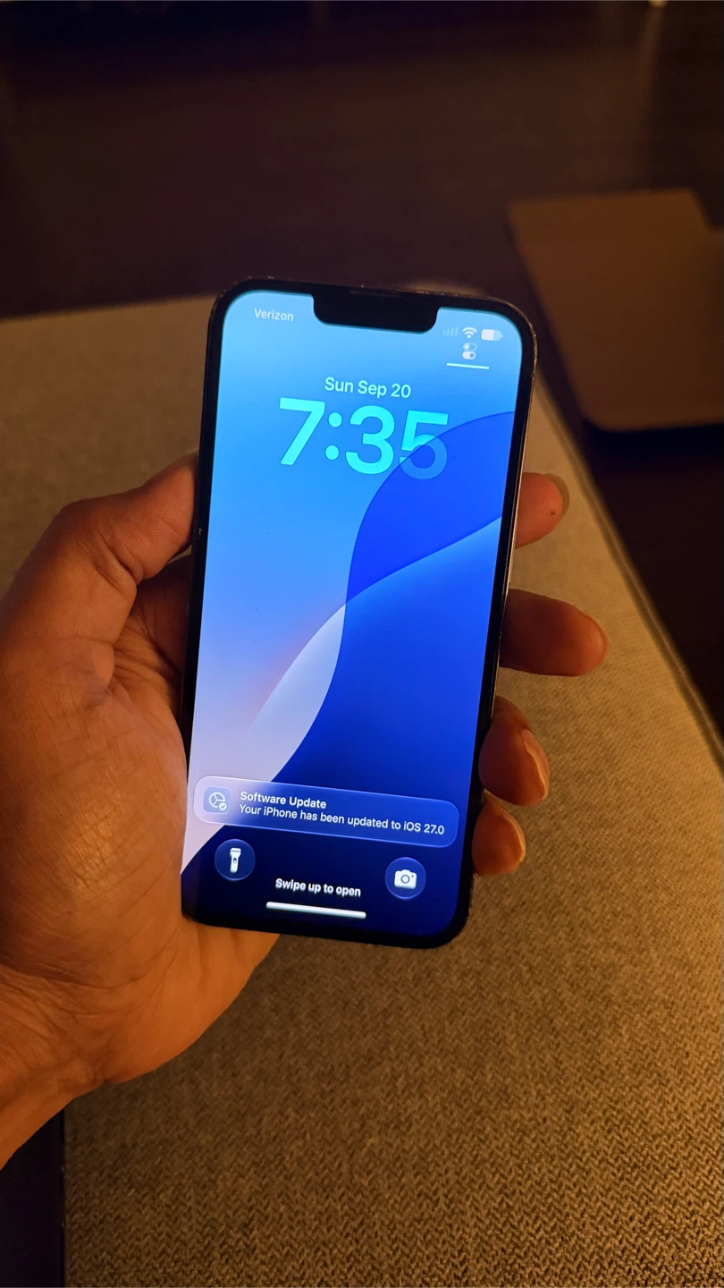Apple iPhone 13 Pro, 256GB, Unlocked, Cracked Back Corner