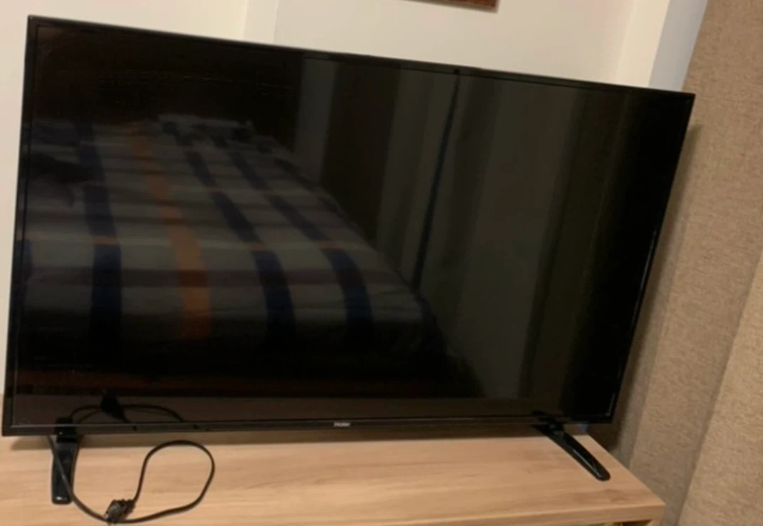 Haier Flat Screen TV - photo 2