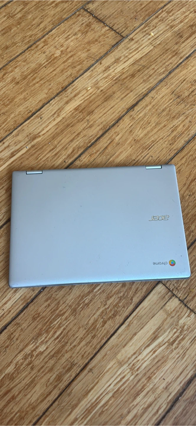 Acer Chromebook Laptop - photo 2