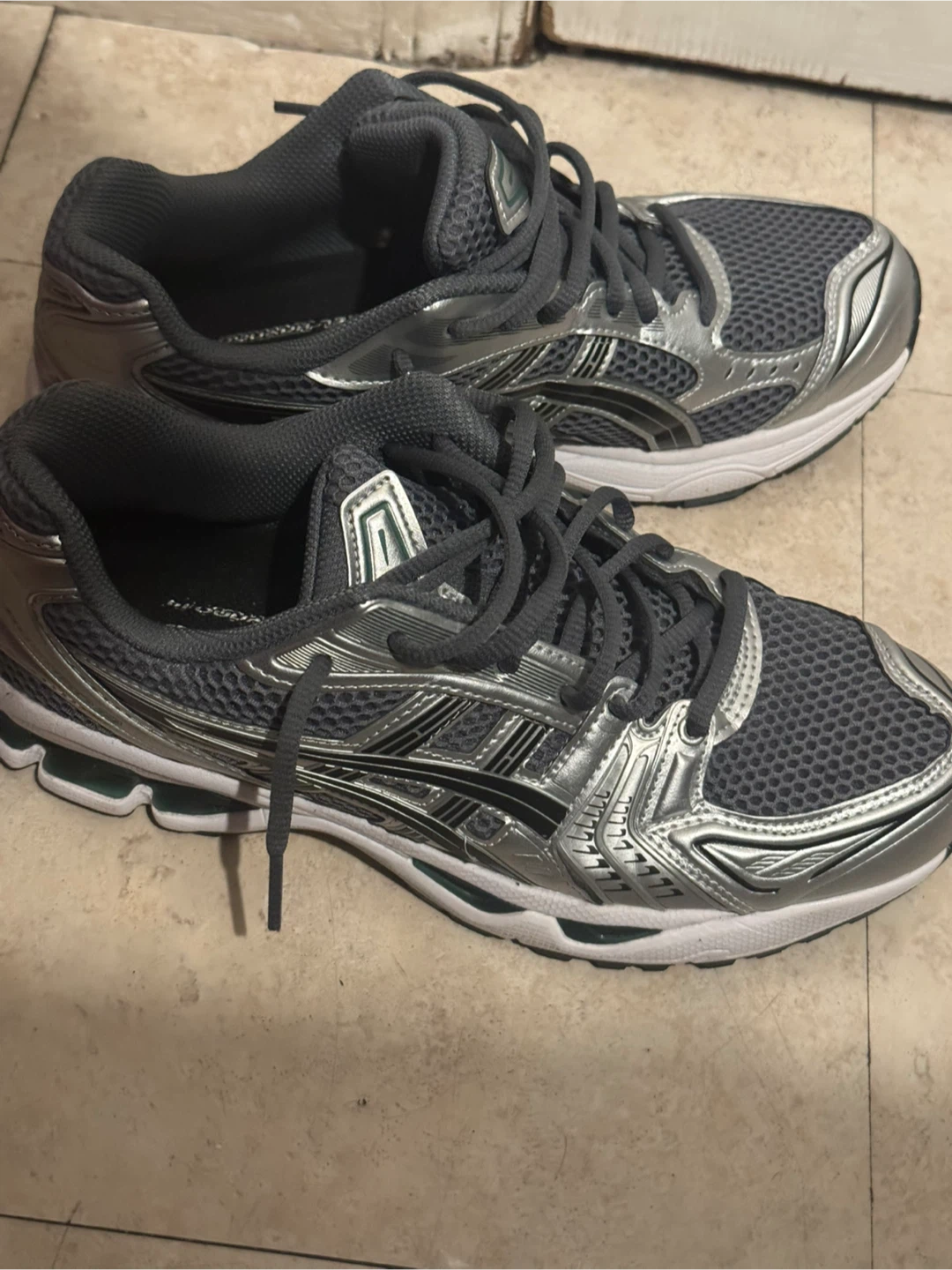 Asics Gel-Kayano 14 Sneakers s7 women