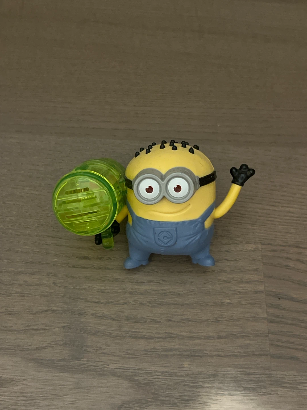🏈 Minion figurine
