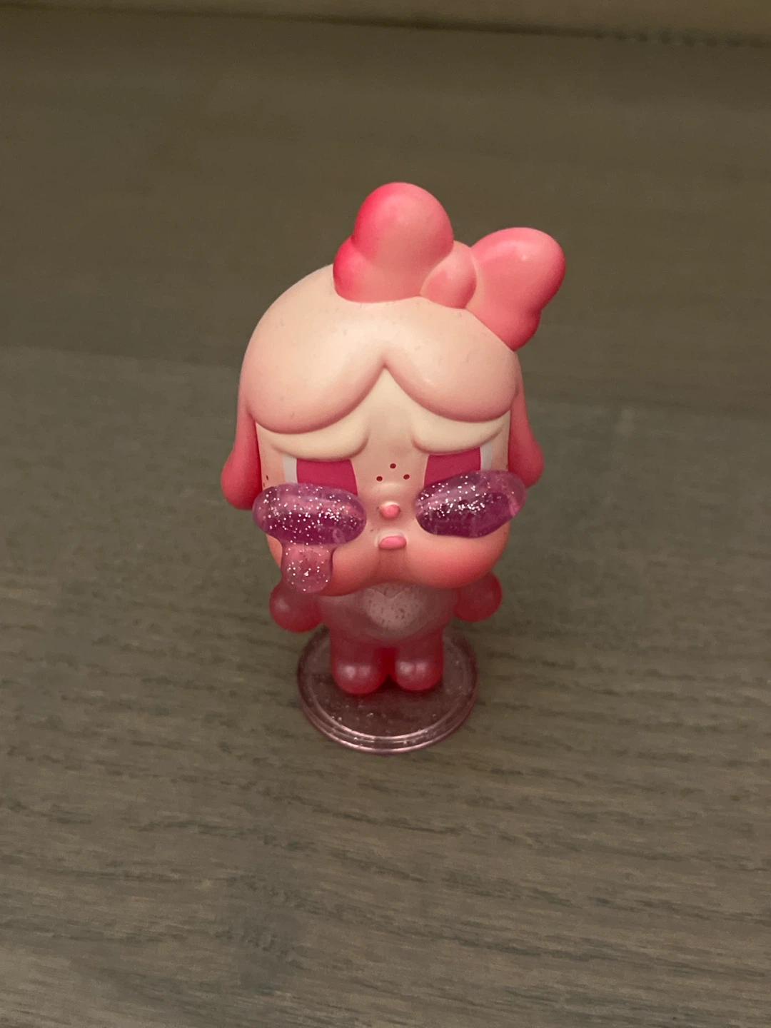 🏈 crying baby figure