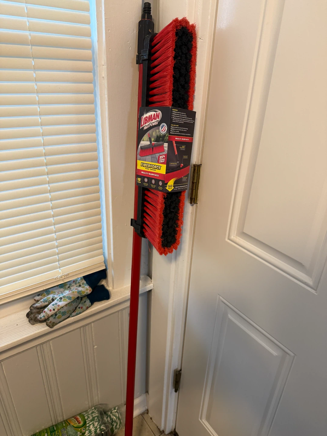 Libman FiberForce 18-inch Multi-Surface Push Broom