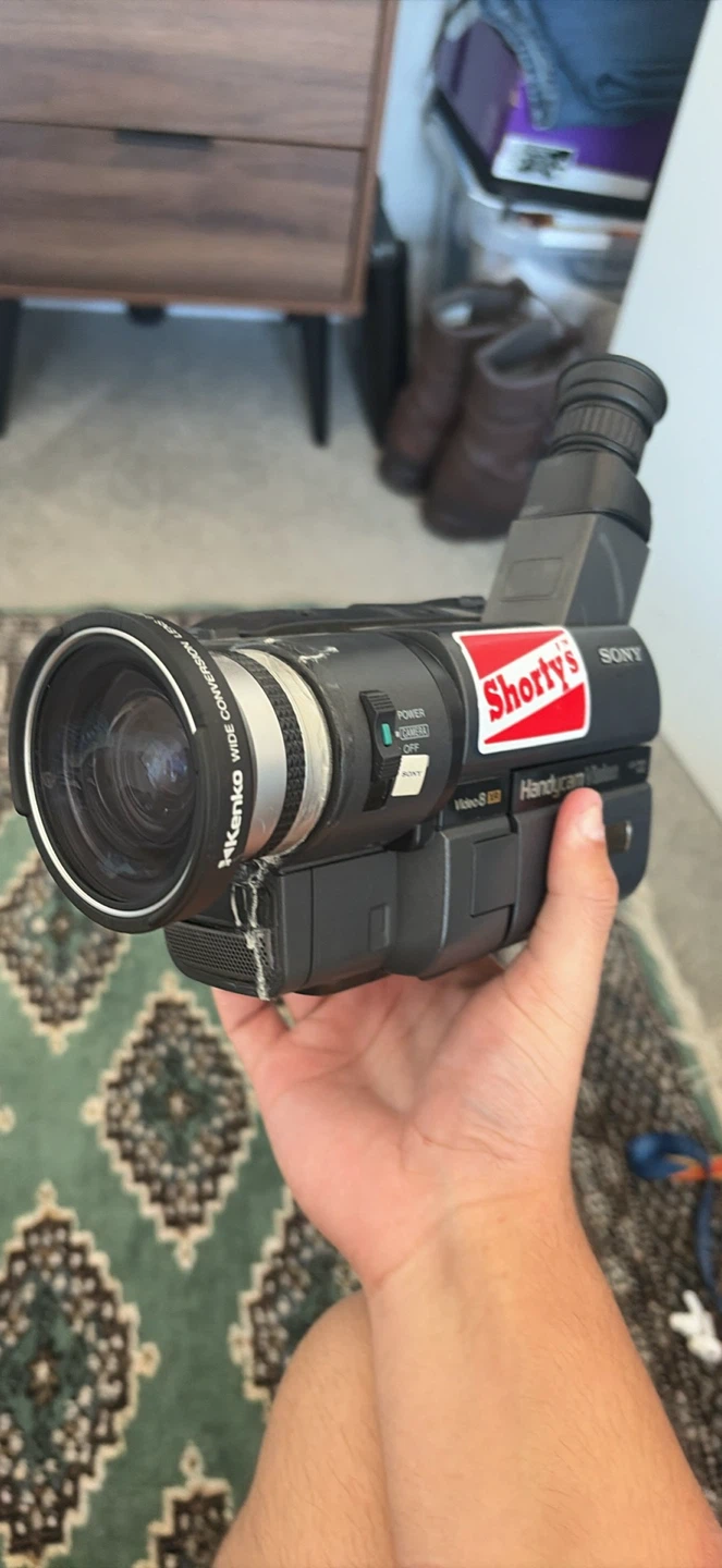 Sony Handycam Vision Video8 Camcorder - photo 2