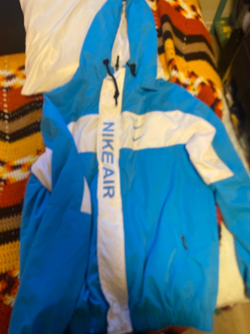 Nike Air Windbreaker Jacket - Blue and White