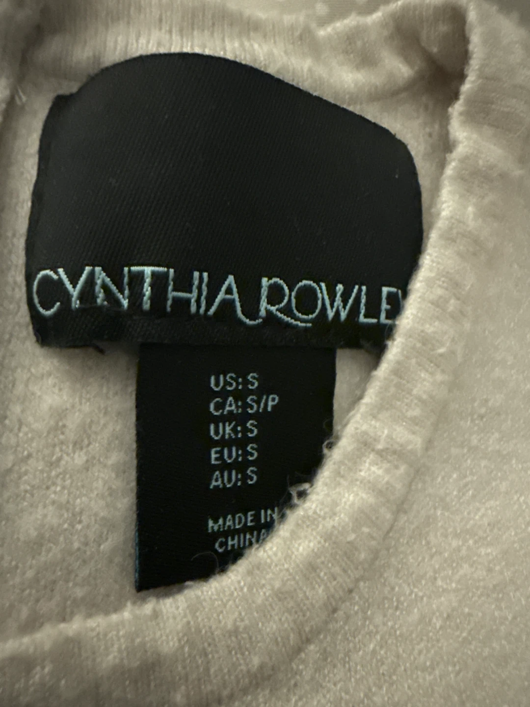 🏈Cynthia Rowley Cream Ruffle Sleeve Sweater - photo 2