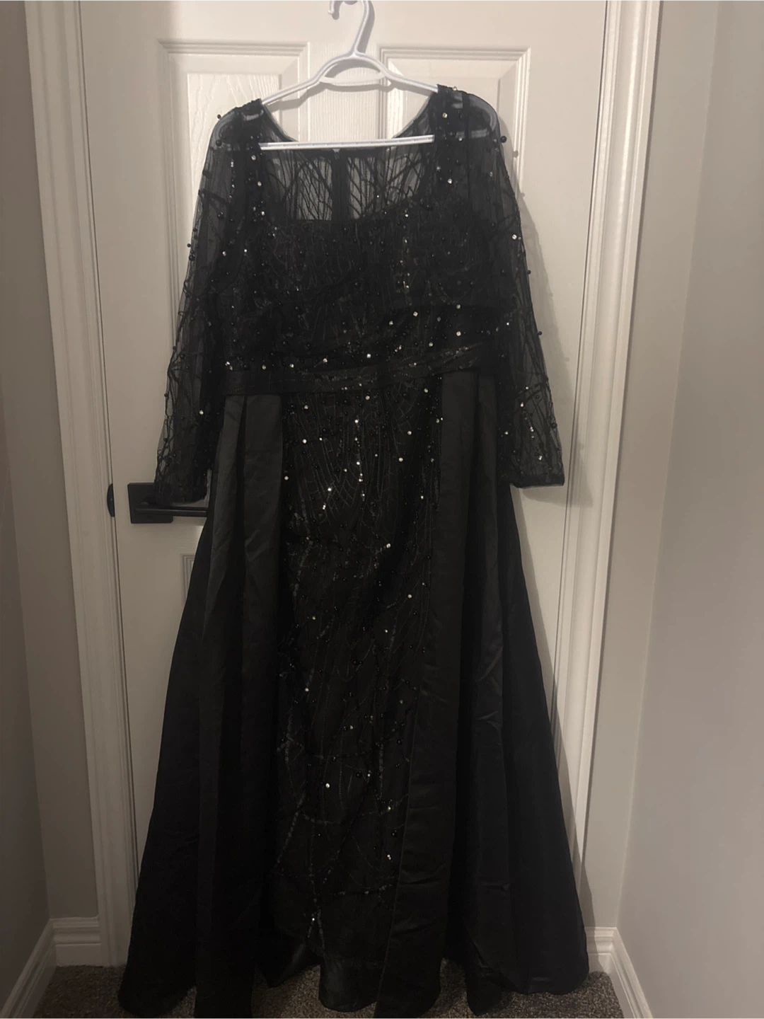 Black Formal Evening Gown - photo 2