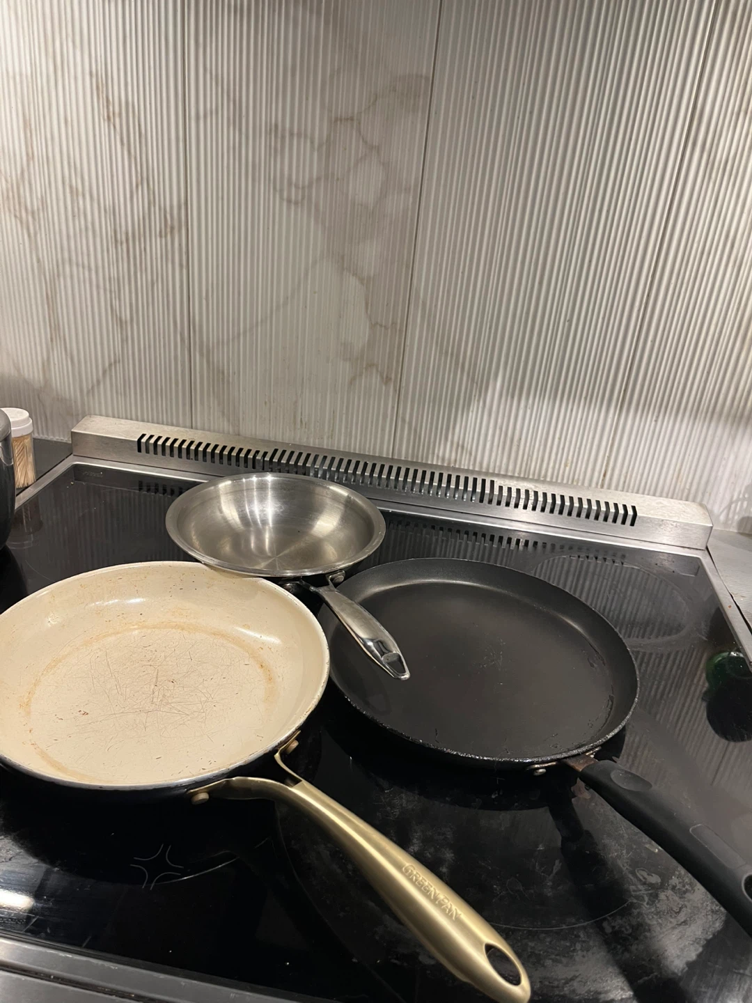 Set of 3 Assorted Frying Pans