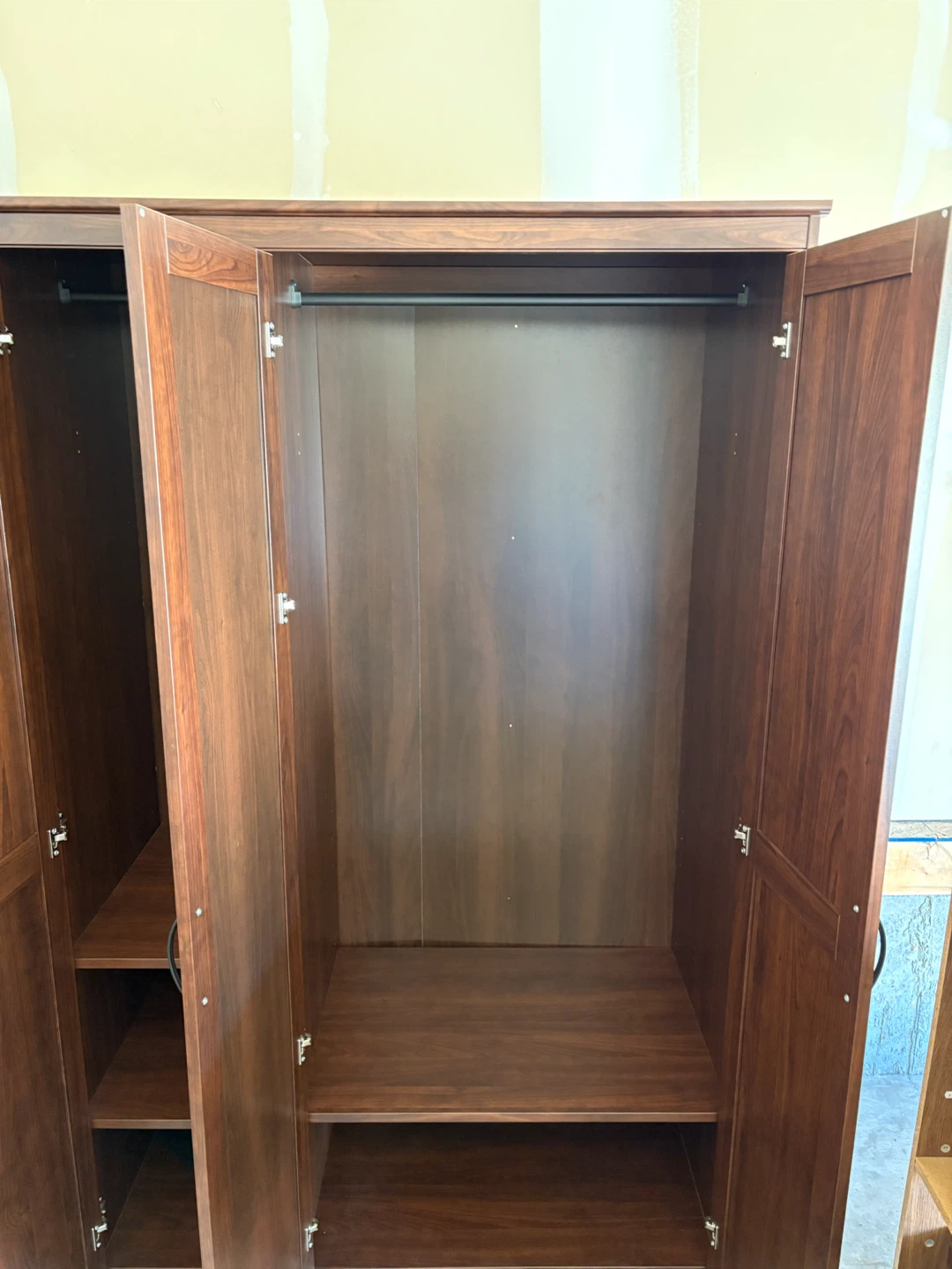 Used IKEA closet in excellent condition for a very low price - photo 3
