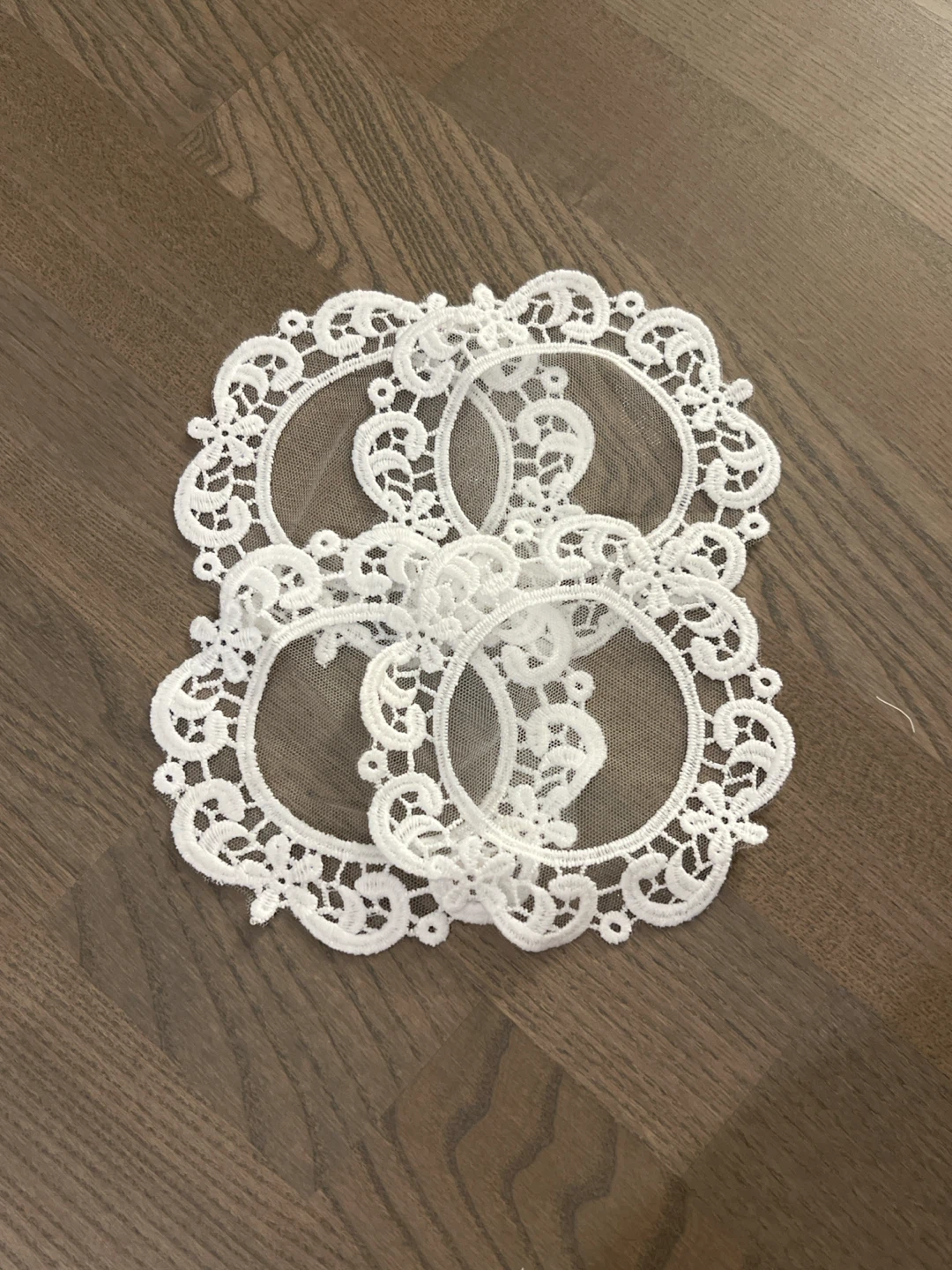 🏈 Set of 4 White Lace Coasters
