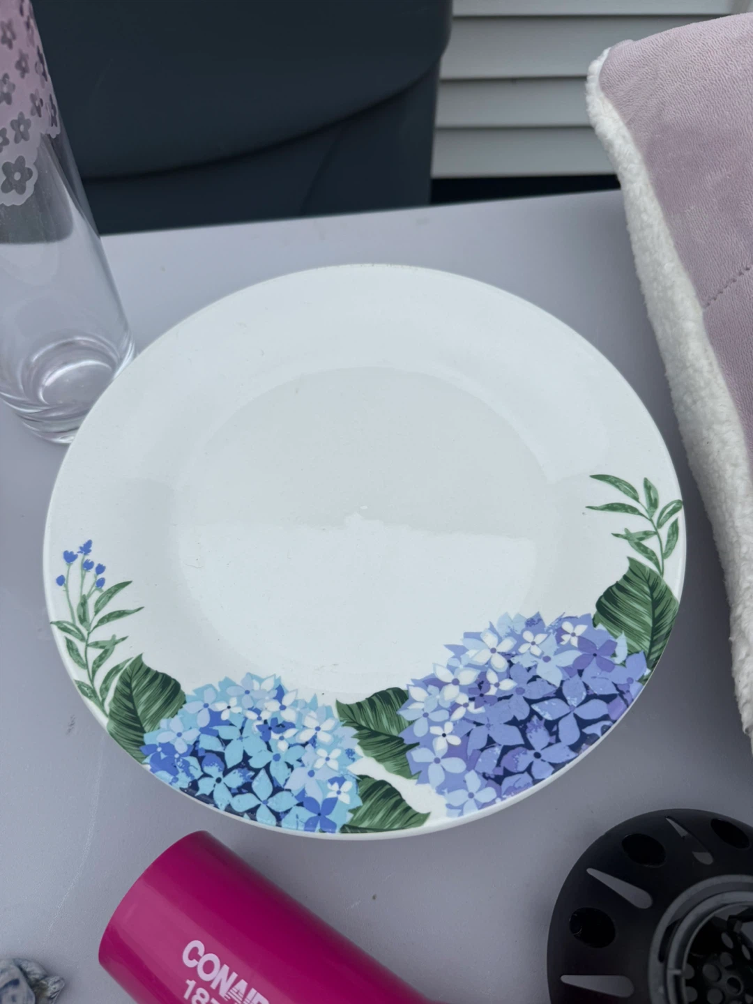 🏈 Floral Hydrangea Print Ceramic Plate