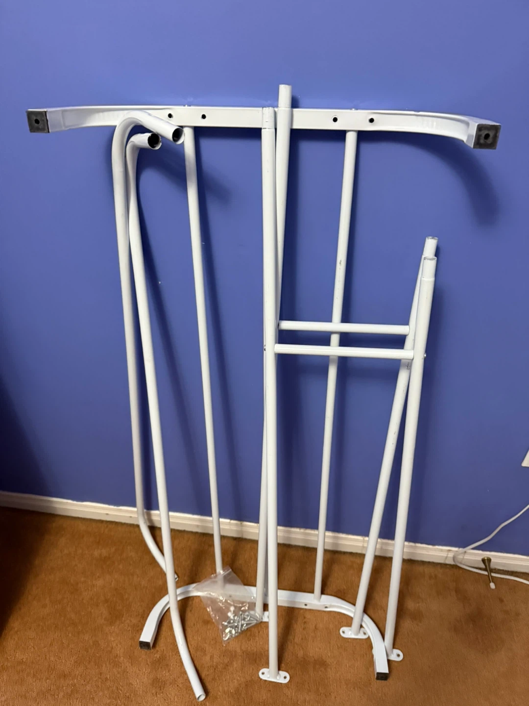 White Metal Standing Clothes Rack 🏈 - photo 4