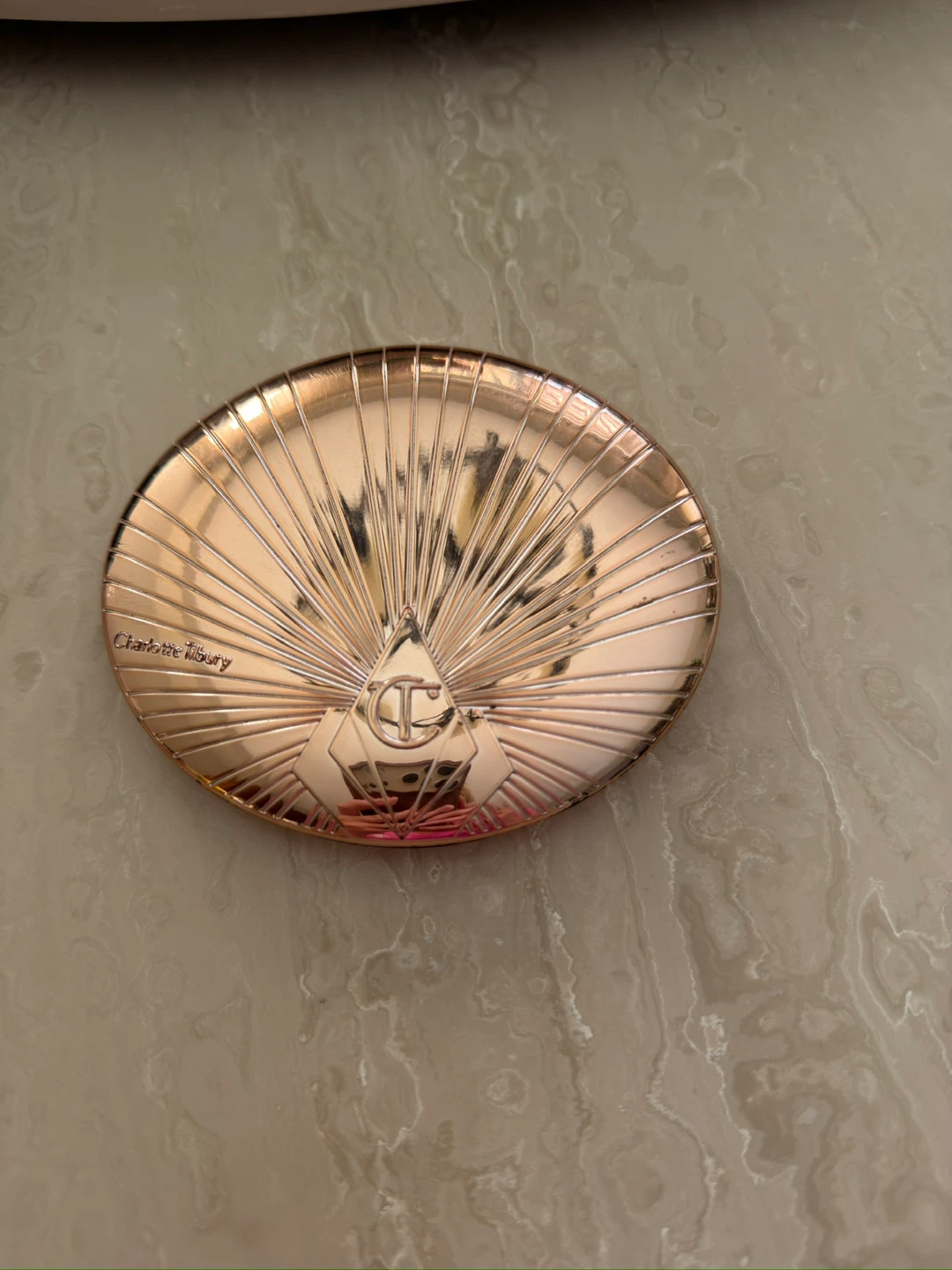 Charlotte Tilbury Airbrush Flawless Bronzer - photo 3