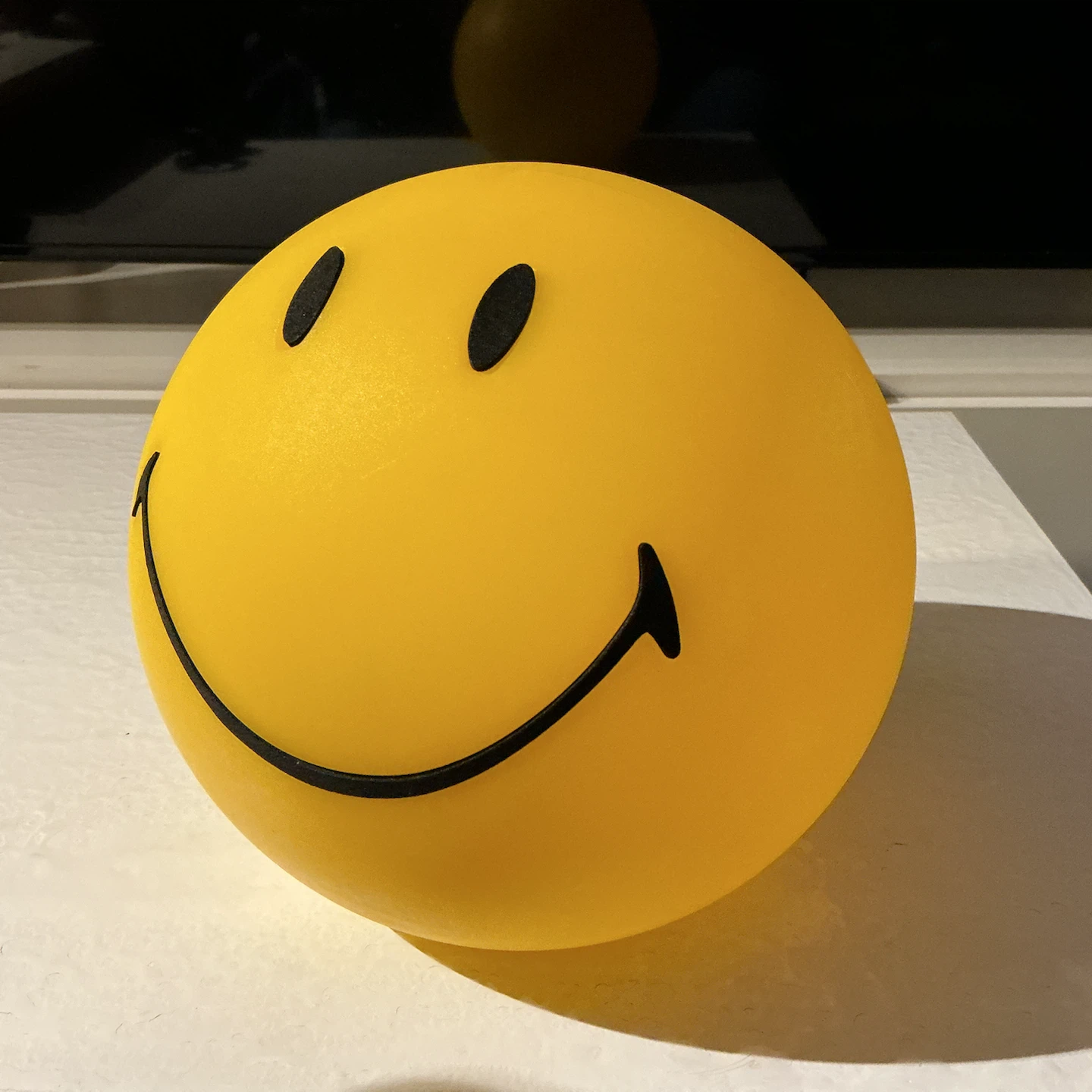 Smiley Face Decorative LED Lamp