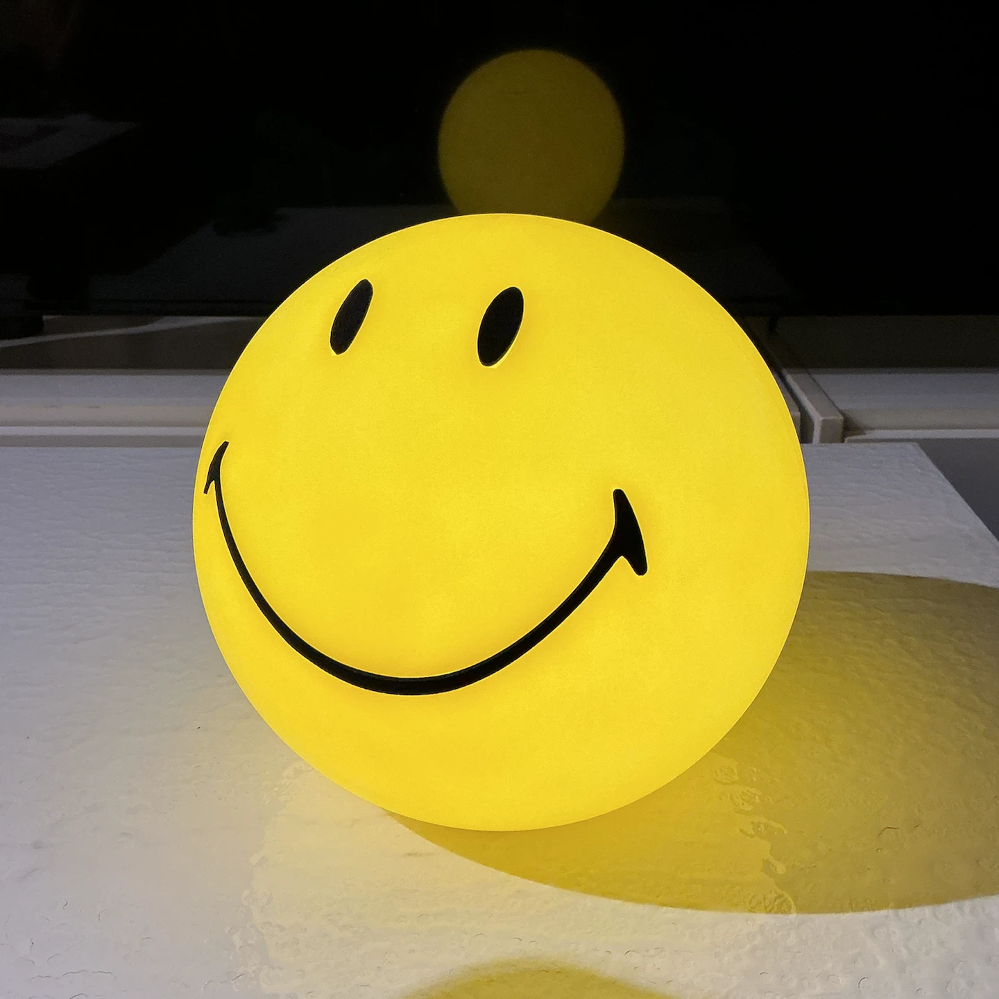 Smiley Face Decorative LED Lamp - photo 4