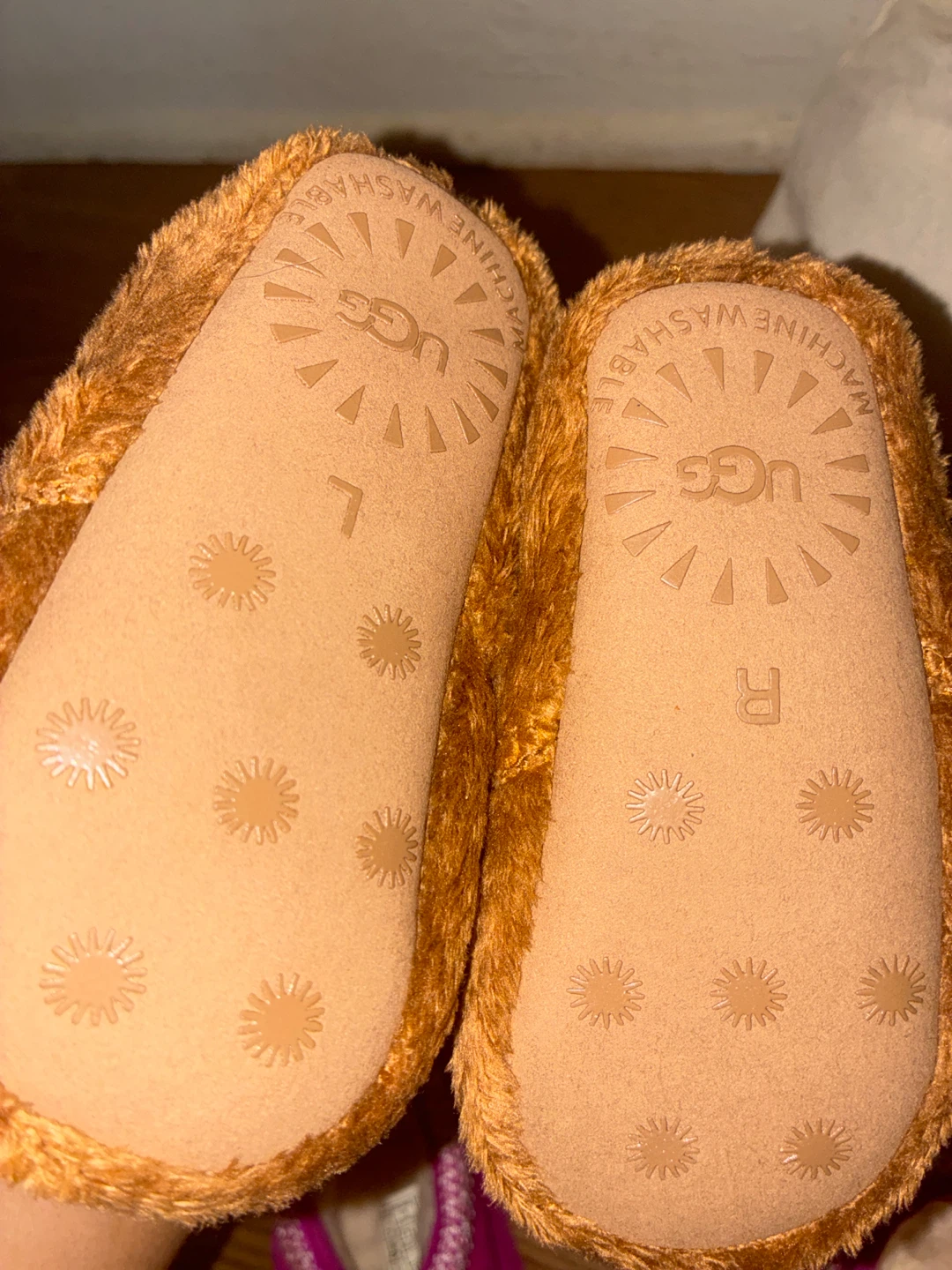 Two Pairs of UGG Children's Slippers - photo 4