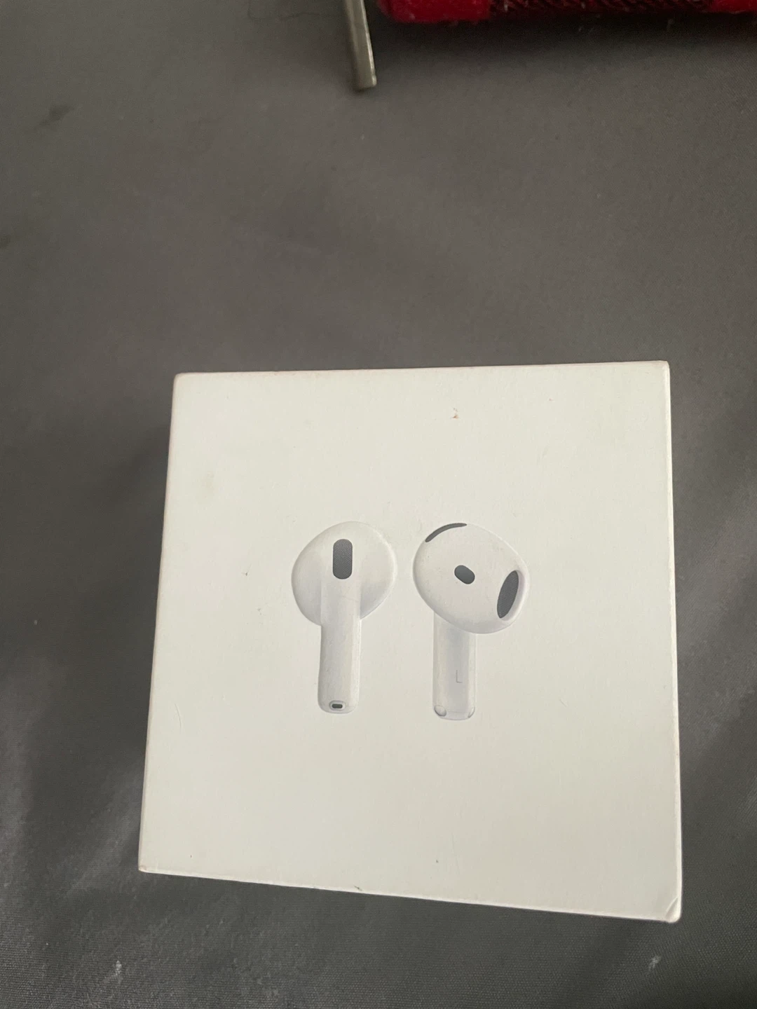 Apple AirPods 4