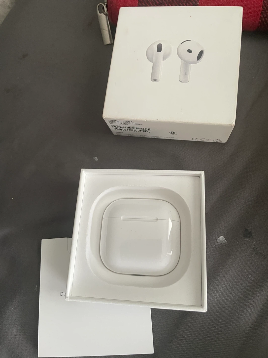 Apple AirPods 4 - photo 3