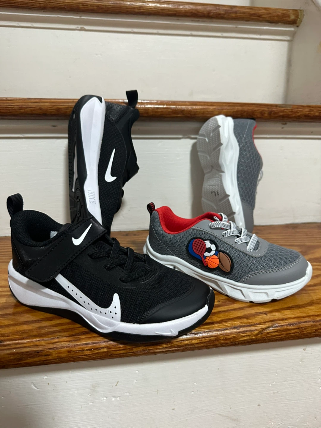 Nike 12c kids shoes - photo 2