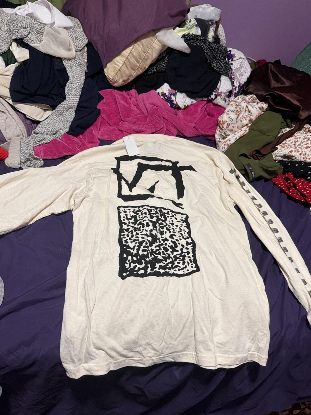 Long Sleeve Pocket T-Shirt - photo 2