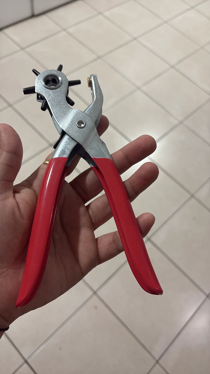 🏈 Rotary Leather Hole Puncher