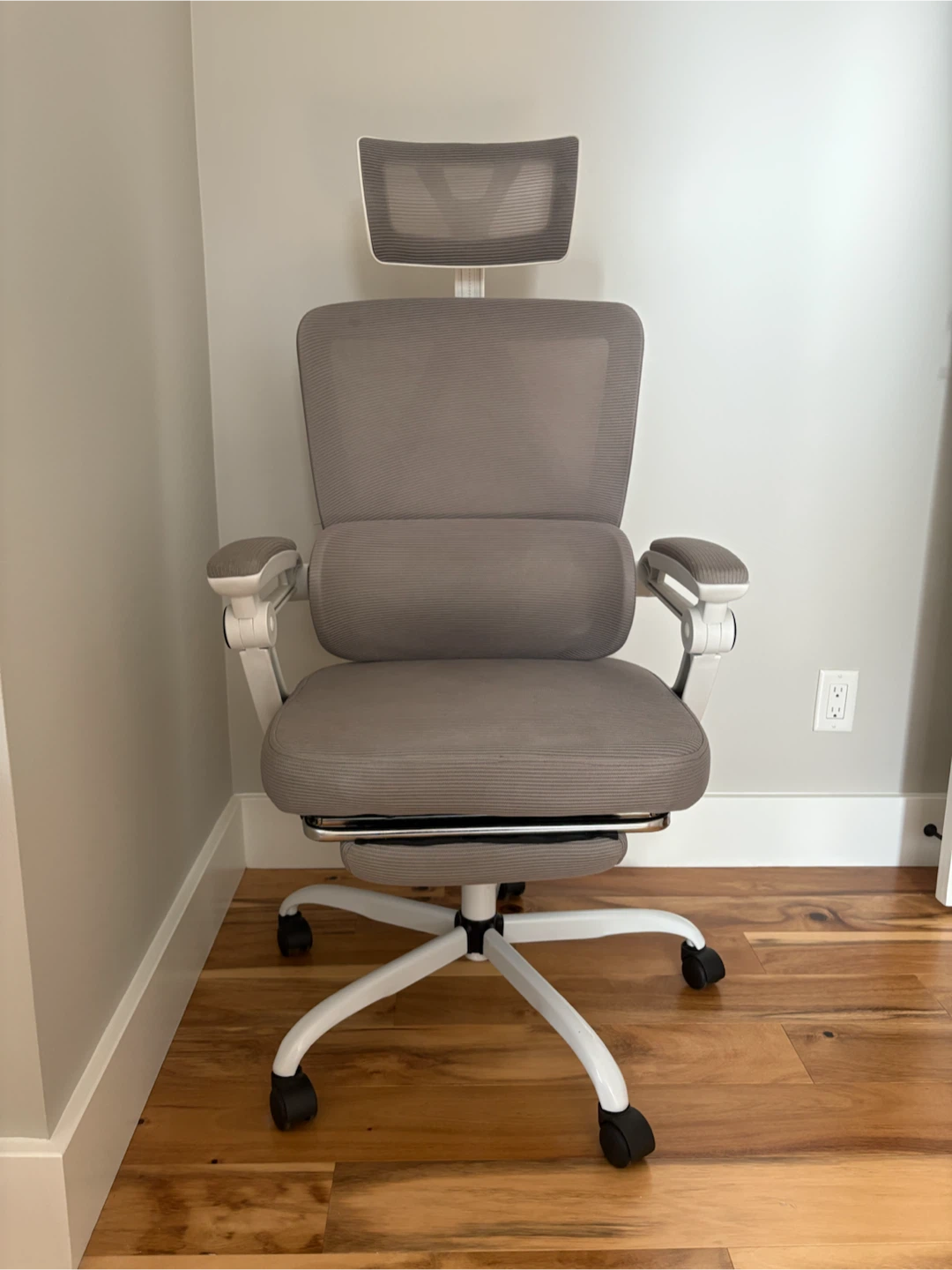 Ergonomic Mesh Office Chair