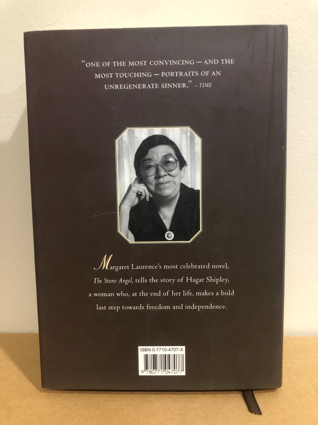 The Stone Angel by Margaret Laurence, Hardcover 🏈 - photo 3