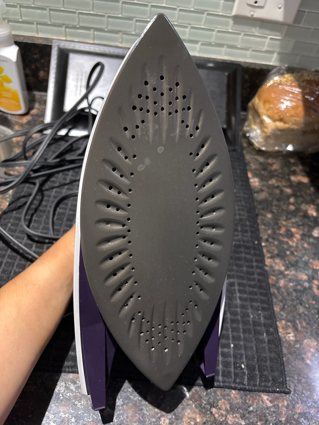 360 Quick 1700W Steam Iron - photo 3
