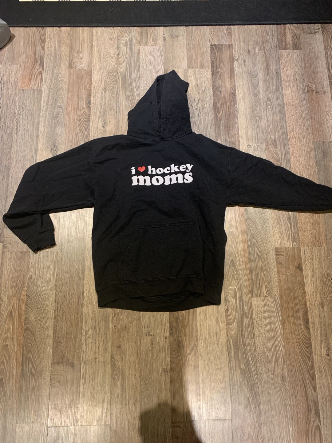 Black I Heart Hockey Moms Hoodie