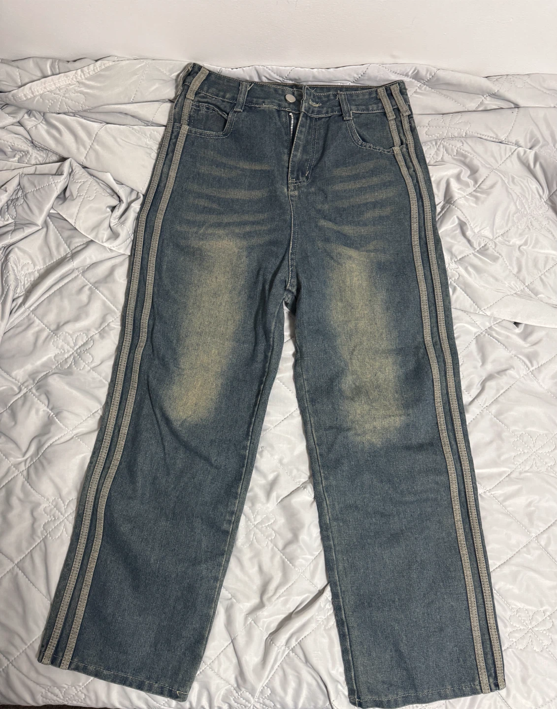 Blue Denim Jeans with Side Piping