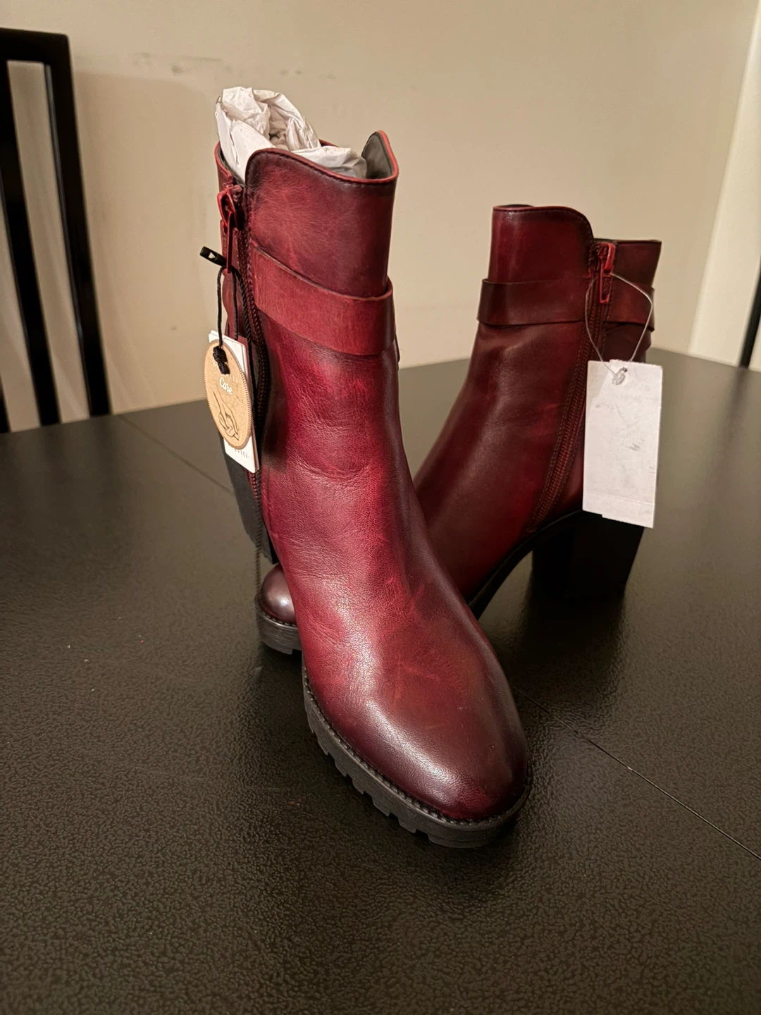 New Bugatti Soft Fit Red Leather Boots 🏈