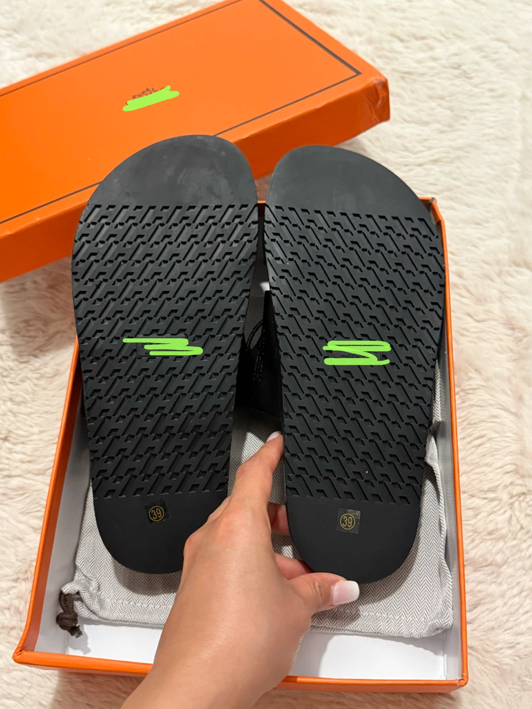 Women Black Sandals Size 39 - photo 4